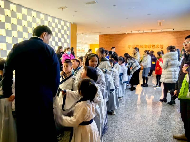 文化赋能：松桃魔创文旅挖掘城市文化资源的实践探索